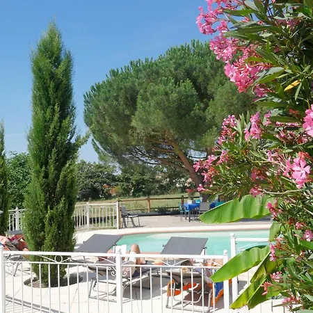 Dom wakacyjny Les De Bellevue Nueil-sous-les-Aubiers